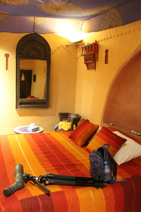 Nicely decorated room with a kettle